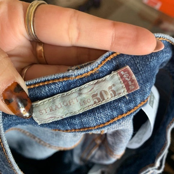 Levi’s ✨ - Picture 5 of 5